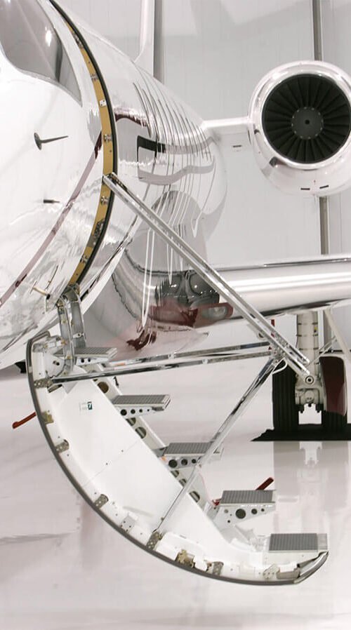 private-plane-1-small private-plane-1-small